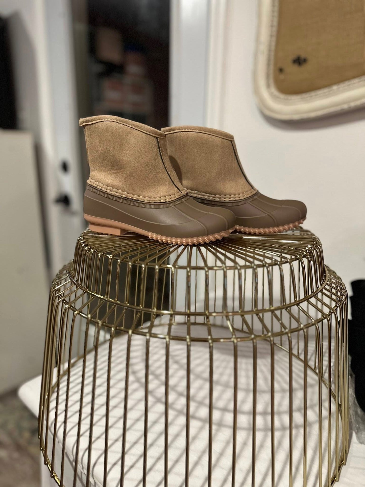 CHILD SHORT DUCK BOOTS - NUDE - SIZE 13