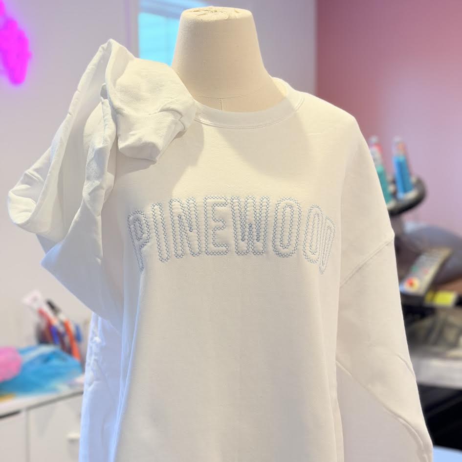 PINEWOOD EMBROIDERY - FLEECE CREW