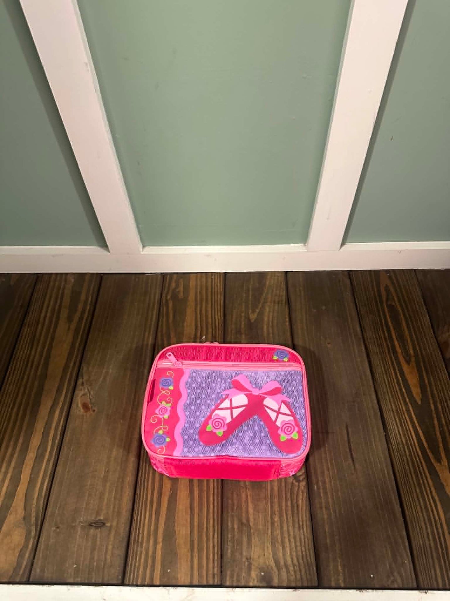 LUNCH BOXES
