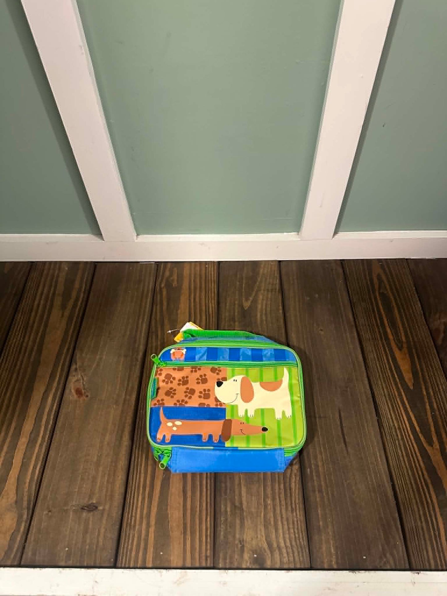 LUNCH BOXES